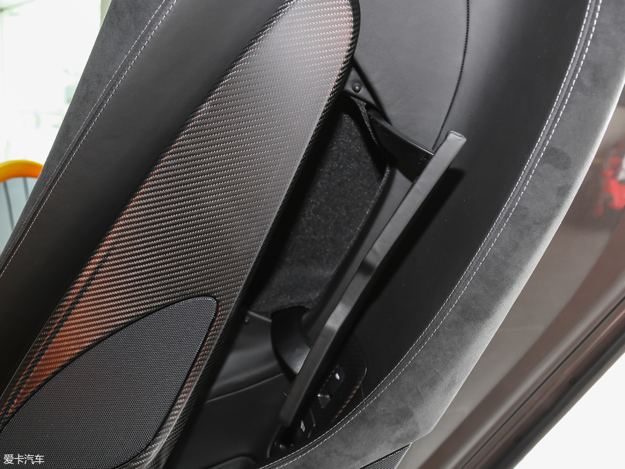 2019~P570S 3.8T Coupe