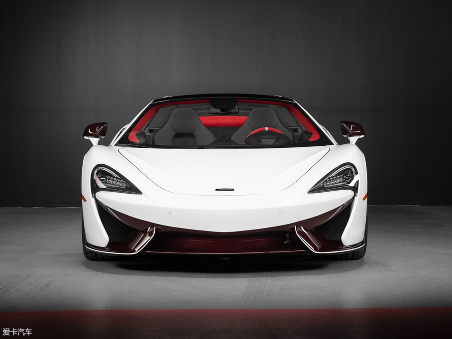 2019~P570S Spider Canada Commission