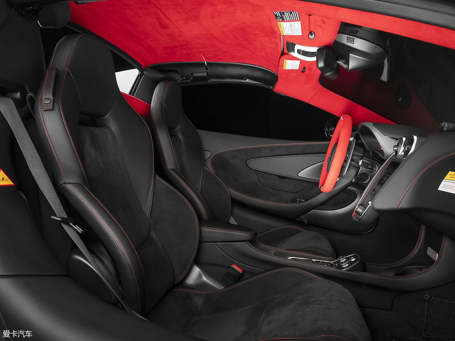 2019~P570S Spider Canada Commission