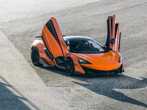 2018��3.8T Coupe ���w���^