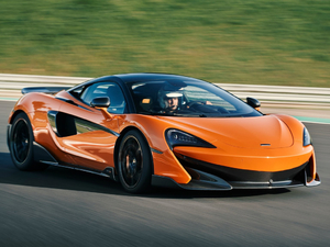 2018��3.8T Coupe ���w���^