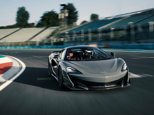 2018��3.8T Coupe ���w���^