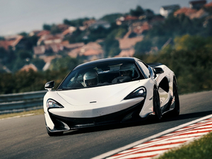 2018��3.8T Coupe ���w���^