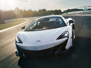 2018��3.8T Coupe ���w���^