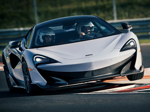 2018��3.8T Coupe ���w���^