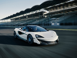 2018��3.8T Coupe ���w���^