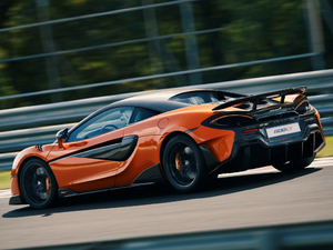 2018��3.8T Coupe ���w���^