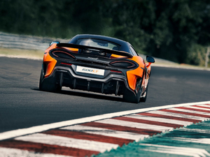 2018��3.8T Coupe ���w���^