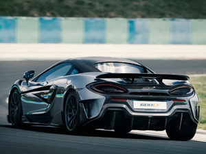 2018��3.8T Coupe ���w���^