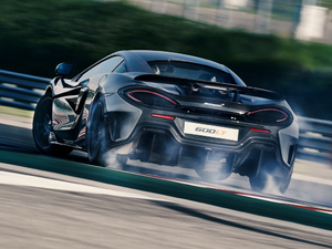 2018��3.8T Coupe ���w���^