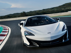 2018��3.8T Coupe ���w���^