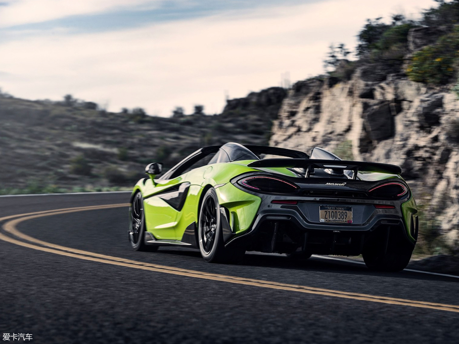 2019���~�P��600LT 3.8T Spider