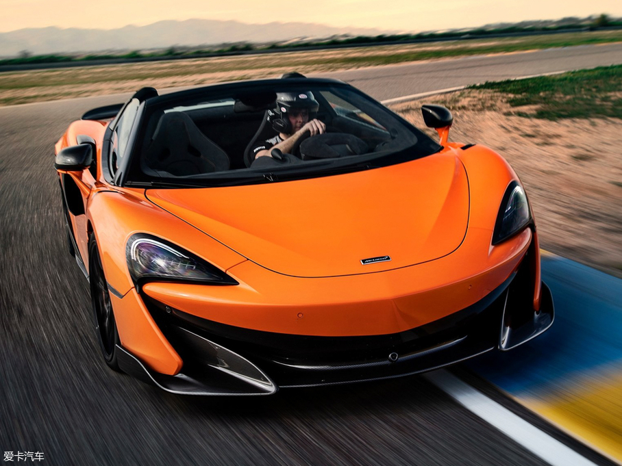 2019���~�P��600LT 3.8T Spider