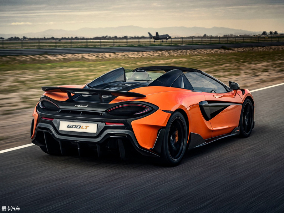 2019���~�P��600LT 3.8T Spider