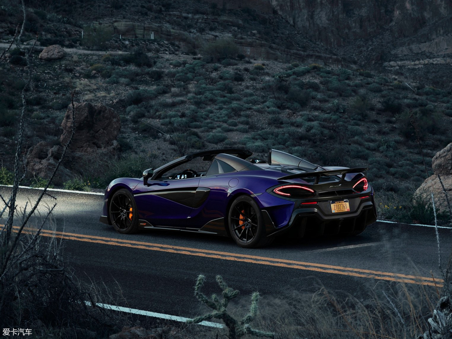 2019���~�P��600LT 3.8T Spider