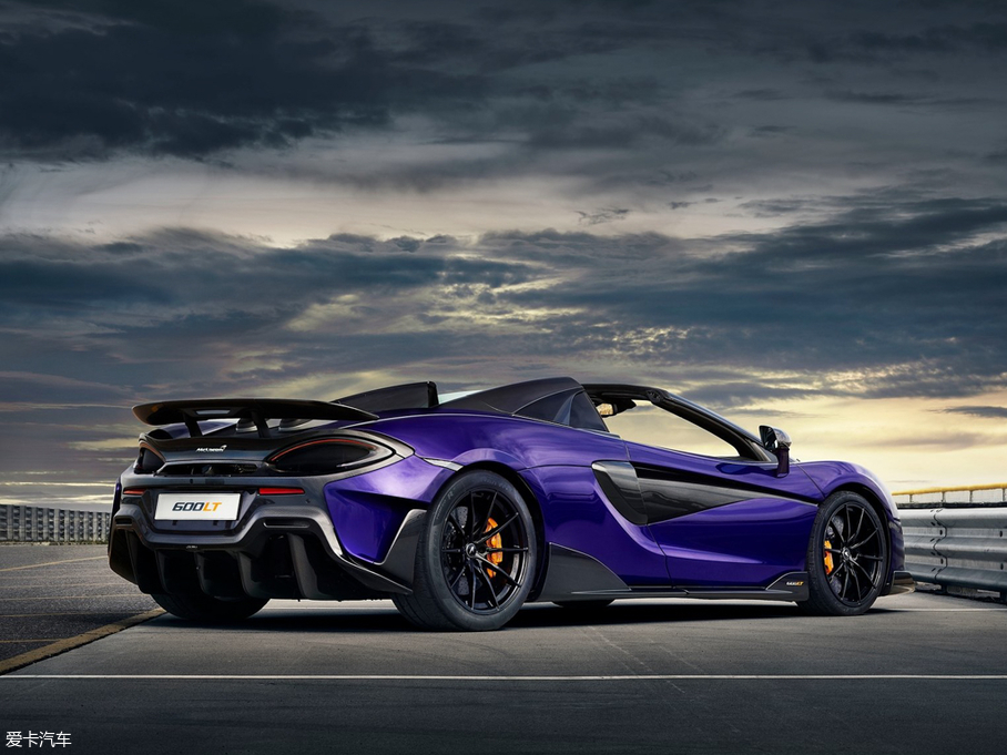 2019���~�P��600LT 3.8T Spider