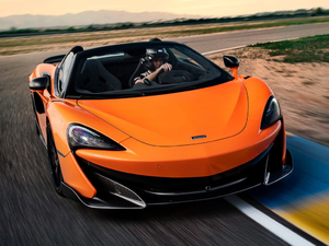 2019��3.8T Spider ���w���^