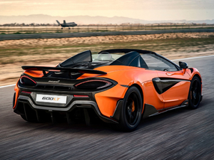 2019��3.8T Spider ���w���^