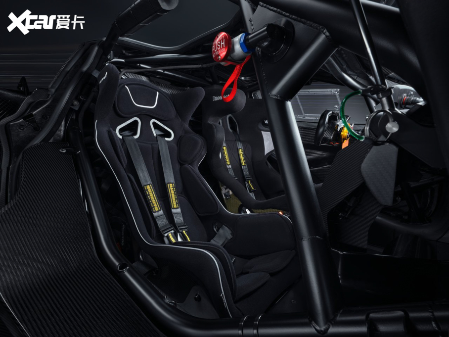 2021���~�P��720S GT3X