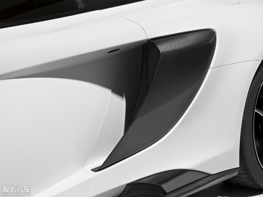 2015���~�P��675LT Coupe