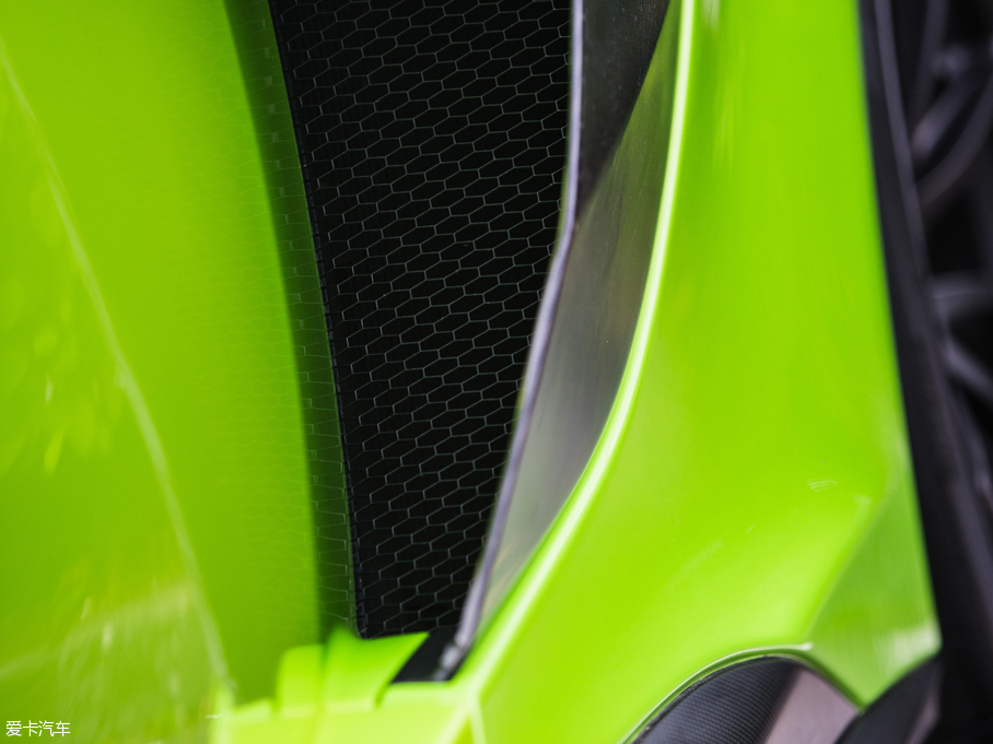 2015���~�P��675LT Coupe