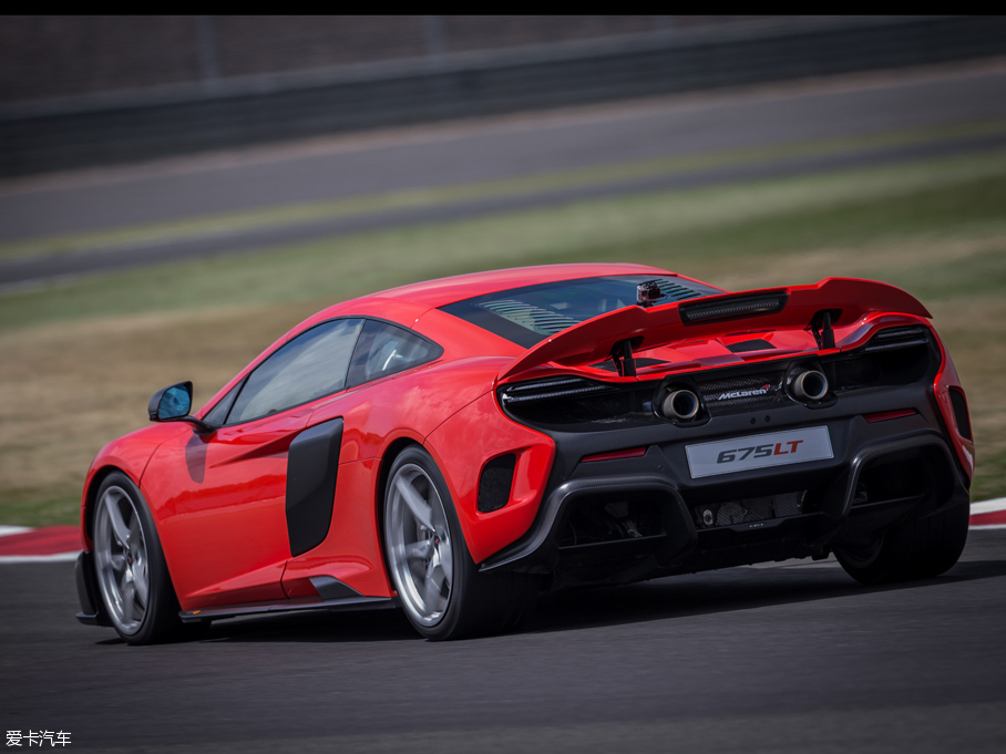 2015���~�P��675LT Coupe