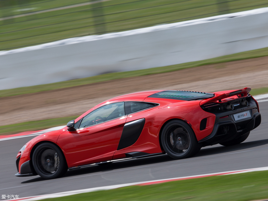 2015���~�P��675LT Coupe