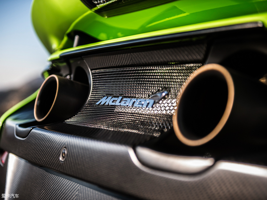 2015���~�P��675LT Coupe