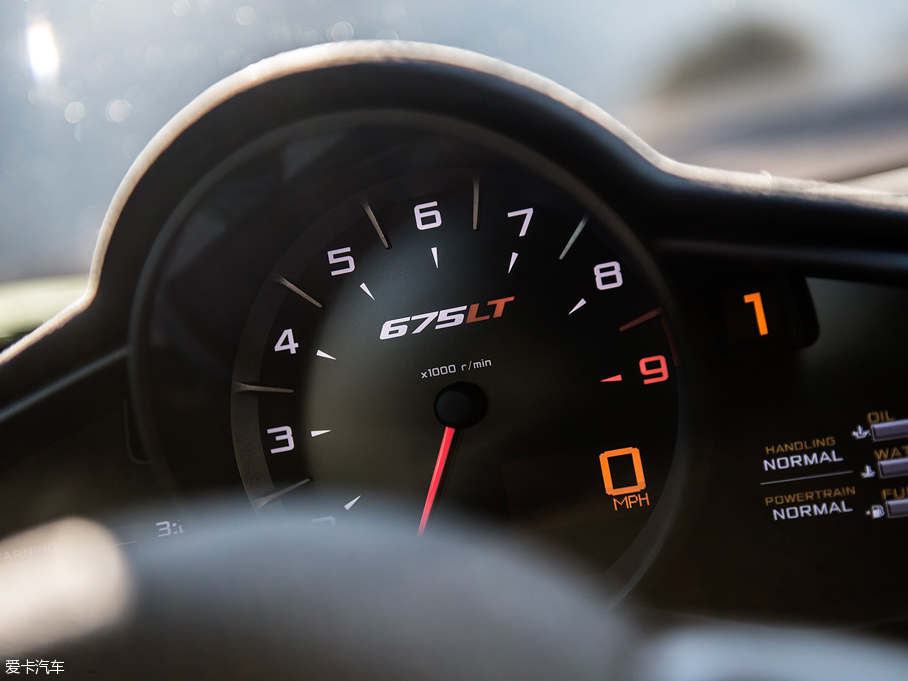 2015���~�P��675LT Coupe