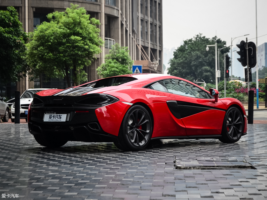 2015���~�P��540C 3.8T Coupe