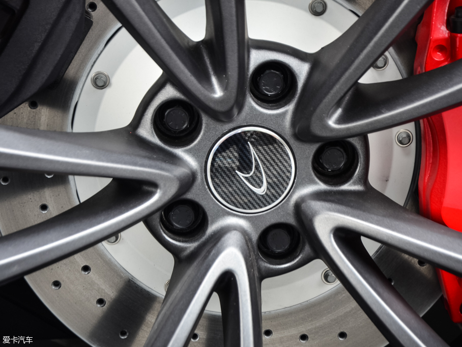 2015���~�P��540C 3.8T Coupe