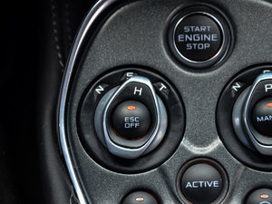 2015��3.8T Coupe �п؅^