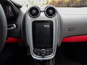 2015��3.8T Coupe �п؅^