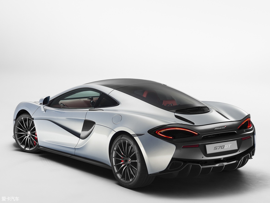 2016���~�P��570GT 3.8T ������