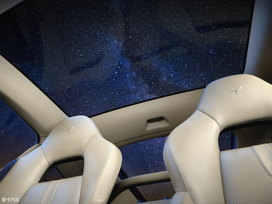 2016���~�P��570GT 3.8T ������