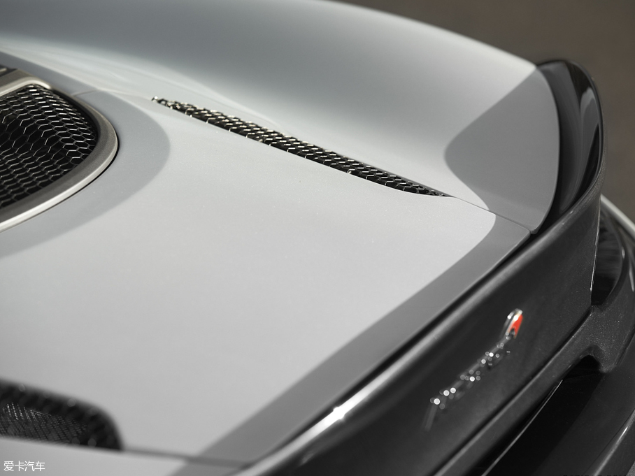 2016���~�P��570GT 3.8T ������