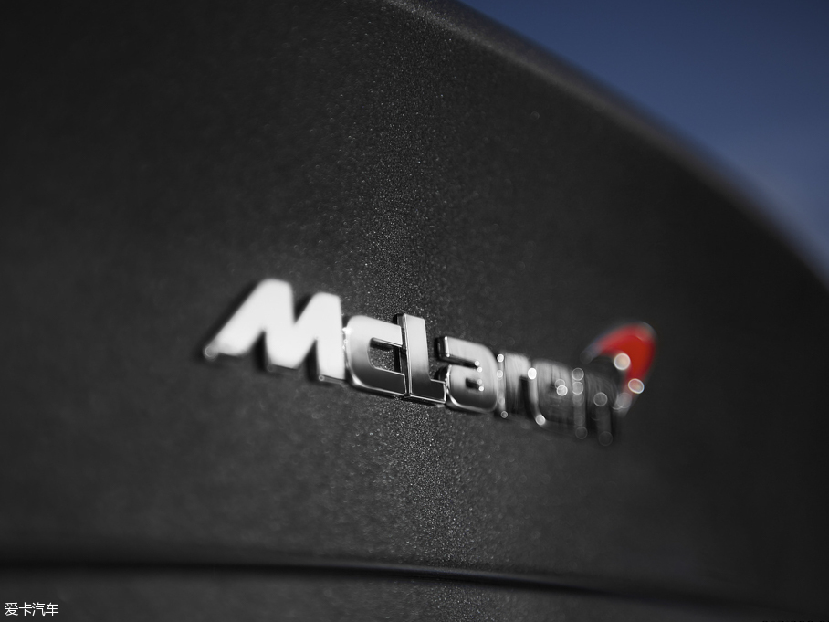 2016���~�P��570GT 3.8T ������