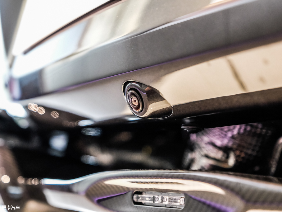 2016���~�P��570GT 3.8T ������