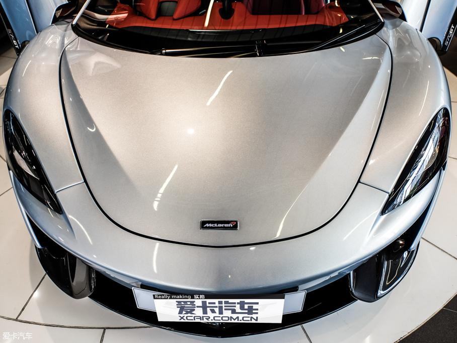 2016���~�P��570GT 3.8T ������