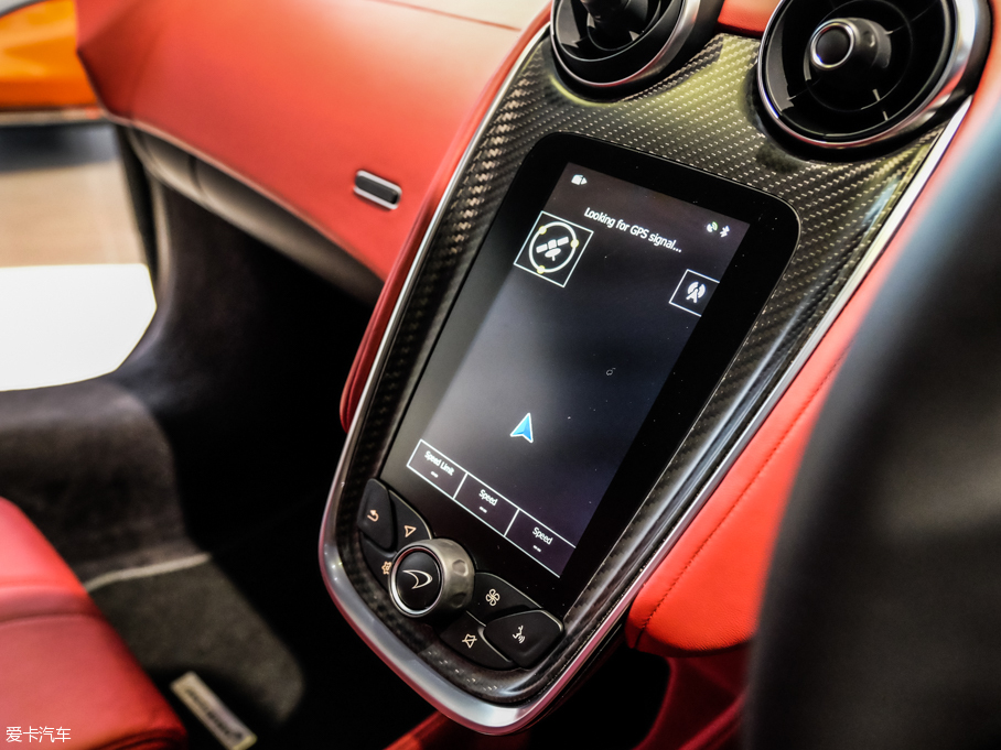 2016���~�P��570GT 3.8T ������