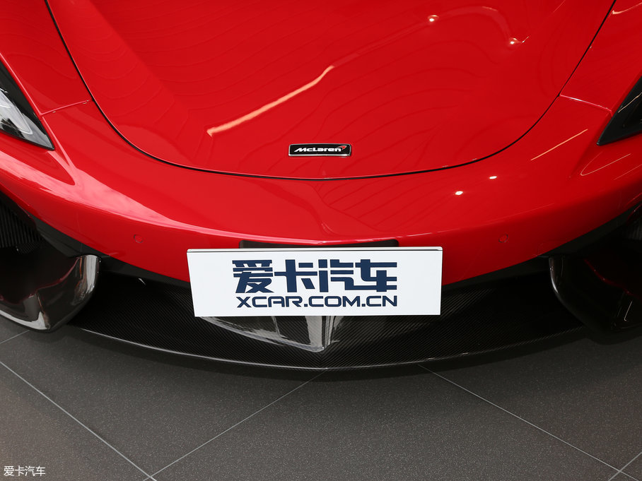 2016���~�P��570GT 3.8T ������