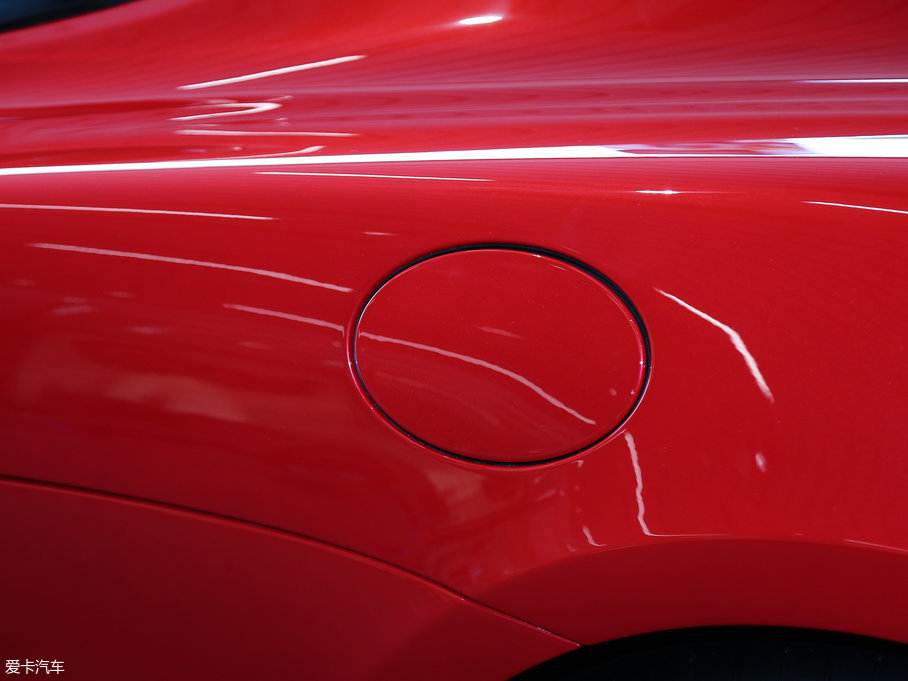 2016���~�P��570GT 3.8T ������