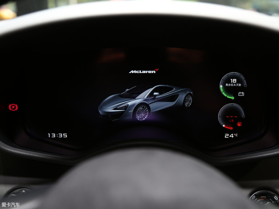 2016���~�P��570GT 3.8T ������