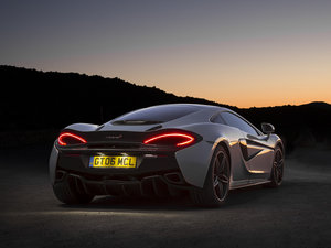 2016��3.8T ������ ���w���^