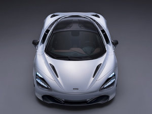 2017款4.0T V8 整体外观