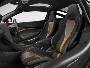 2017款4.0T V8 空间座椅