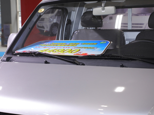 2020款1.5L 后双轮单排豪华型 雨刷
