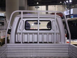 2020款1.5L 后双轮单排豪华型 细节外观