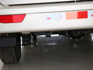 2019款1.5L 基本型Ⅱ厢车 排气管