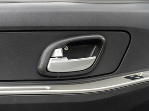 2020款1.6L 豪华型 国VI 空间座椅